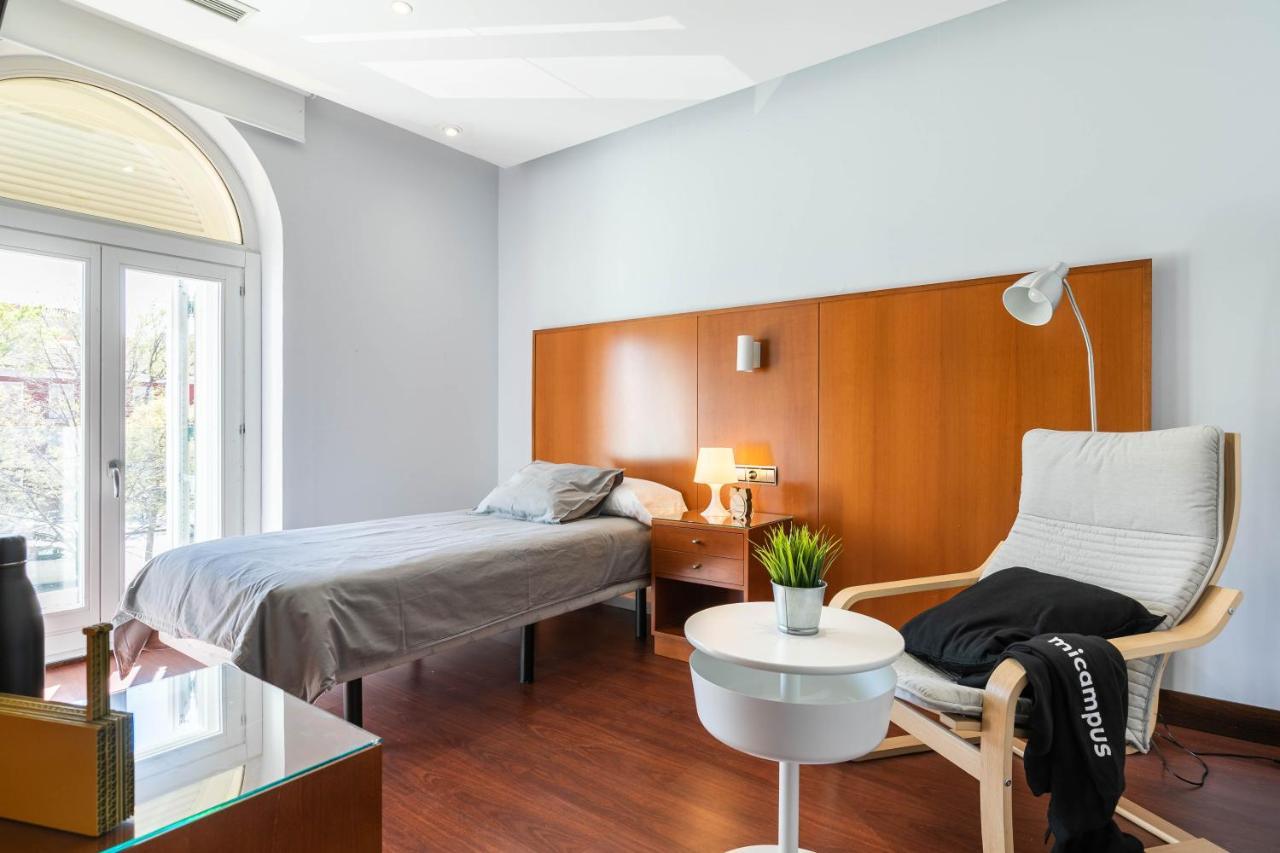 Micampus Aranjuez Student Residence Extérieur photo